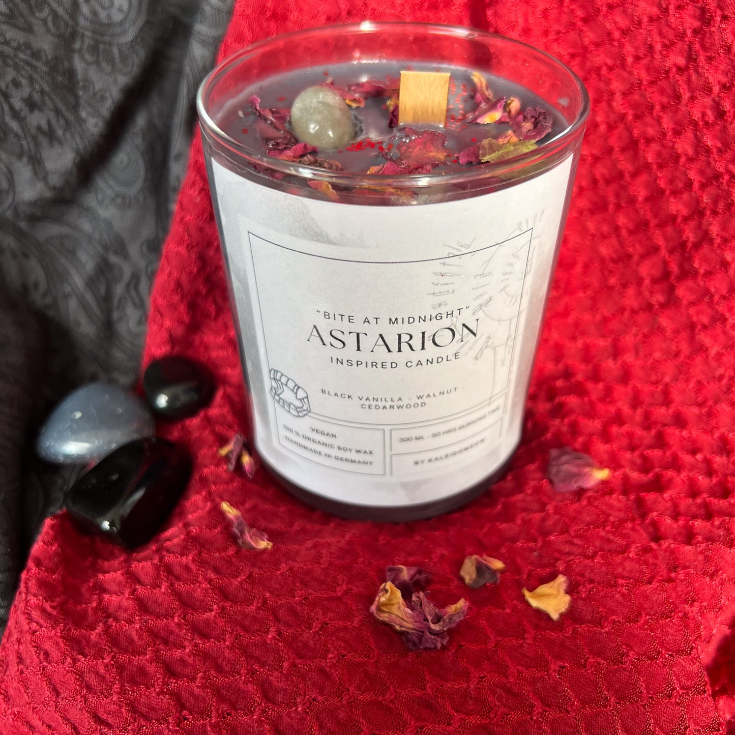 Astarion inspired candle - 'Bite at Midnight' Baldurs Gate 3 inspired soy Candles 300ml